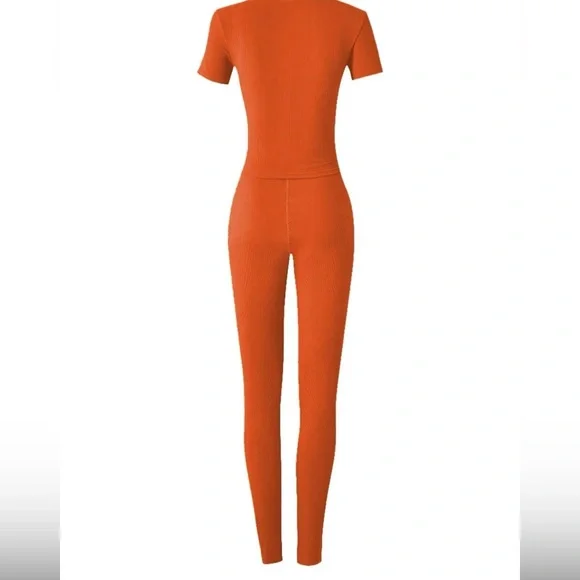 Women’s two piece pants set. Casual short sleeve round neck tee and leggings. - Picture 2 of 6